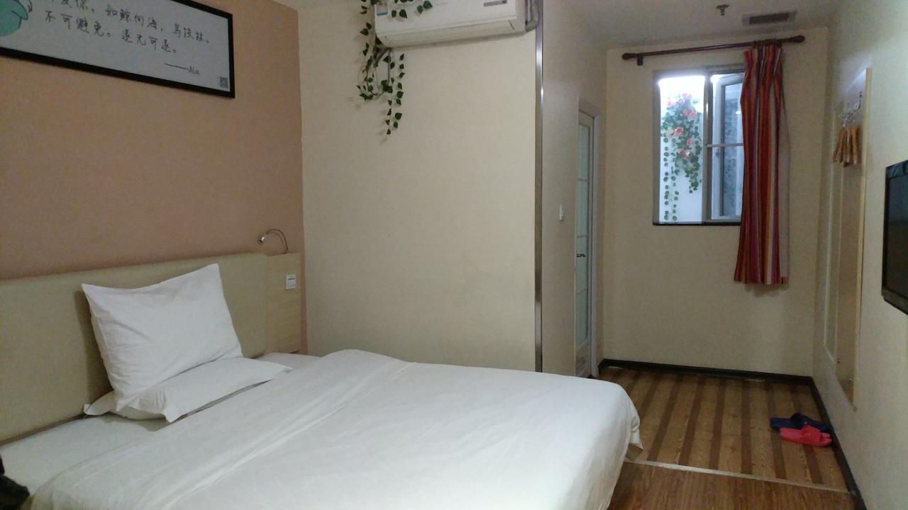E+ Hotel Guangzhou Baixin Branch Екстер'єр фото